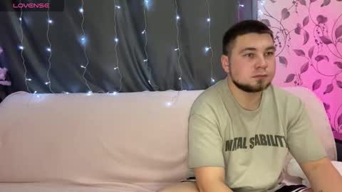 Emily  Ryan online show from 12.21.25