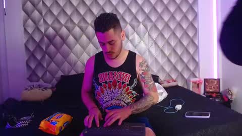 Couplelatin online show from 03.22.26