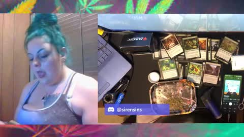 Snapshot of coupleofsinnerz chatting on 10.25.25 coupleofsinnerz online show from 10.25.25