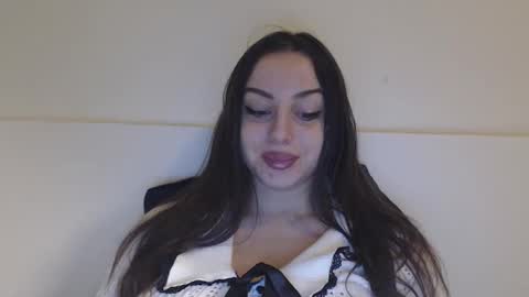 Snapshot of courtney_lux chatting on 12.03.24 Courtney online show from 12.03.24
