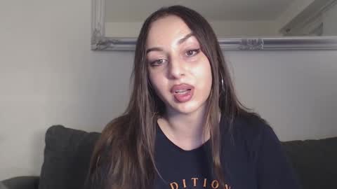 Snapshot of courtney_lux chatting on 12.17.24 Courtney online show from 12.17.24