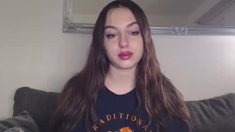 Snapshot of courtney_lux chatting on 12.18.24 Courtney online show from 12.18.24