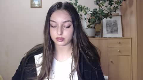 Snapshot of courtney_lux chatting on 01.16.25 Courtney online show from 01.16.25