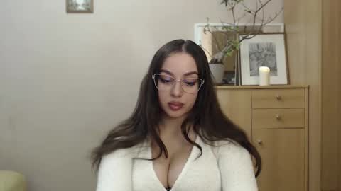 Snapshot of courtney_lux chatting on 03.02.25 Courtney online show from 03.02.25