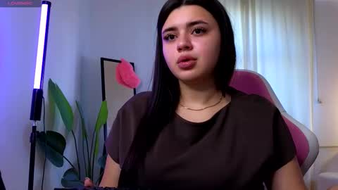 Snapshot of courtneyk_ chatting on 10.02.25 Courtney online show from 10.02.25