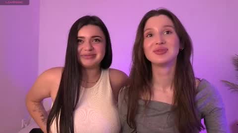 Snapshot of courtneyk_ chatting on 10.15.25 Courtney online show from 10.15.25