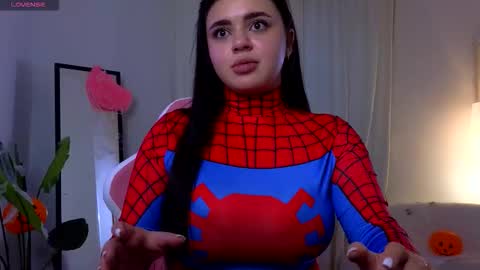 Snapshot of courtneyk_ chatting on 10.30.25 Courtney online show from 10.30.25