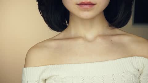 Yui online show from 02.05.25