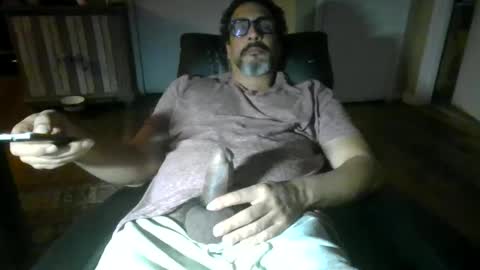 Alejandro online show from 12.31.24