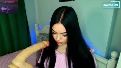 Eva online show from 10.31.25