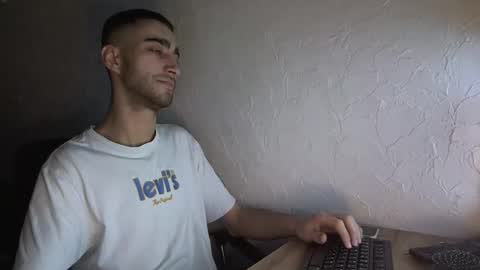 Snapshot of crazy_boy_not_melstroy chatting on 12.19.24 crazy online show from 12.19.24