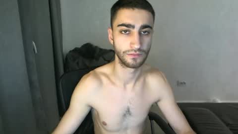 Snapshot of crazy_boy_not_melstroy chatting on 01.05.25 crazy online show from 01.05.25