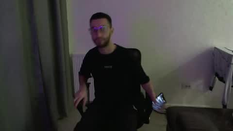 Snapshot of crazy_boy_not_melstroy chatting on 01.10.25 crazy online show from 01.10.25