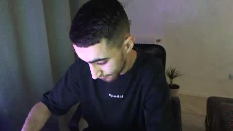 Snapshot of crazy_boy_not_melstroy chatting on 01.24.25 crazy online show from 01.24.25