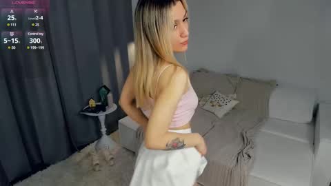 Emma online show from 02.22.25