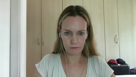 Snapshot of crazyanny chatting on 01.31.25 Anny online show from 01.31.25