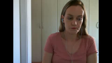 Snapshot of crazyanny chatting on 03.04.25 Anny online show from 03.04.25