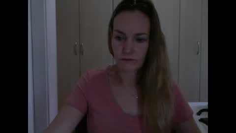 Snapshot of crazyanny chatting on 03.10.25 Anny online show from 03.10.25