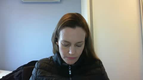 Snapshot of crazyanny chatting on 09.25.25 Anny online show from 09.25.25