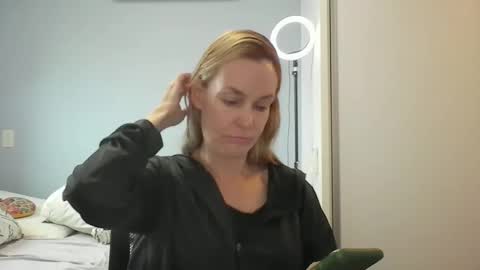 Anny online show from 03.10.26