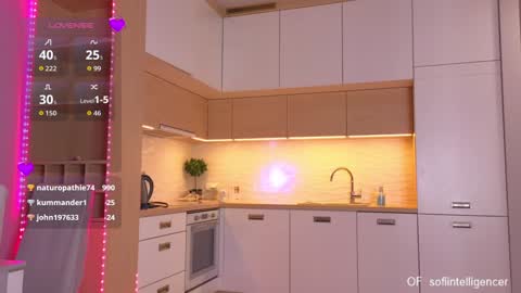 Valeri  Val    online show from 11.08.25