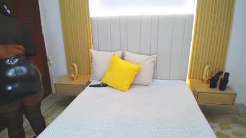 Sara online show from 03.29.26