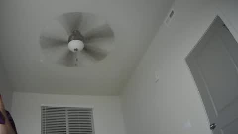 Snapshot of crazyguy777x chatting on 11.16.25 crazyguy777x online show from 11.16.25