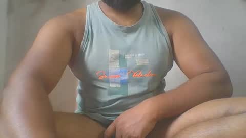 Snapshot of crazzy_booy chatting on 11.06.25 crazzy_booy online show from 11.06.25