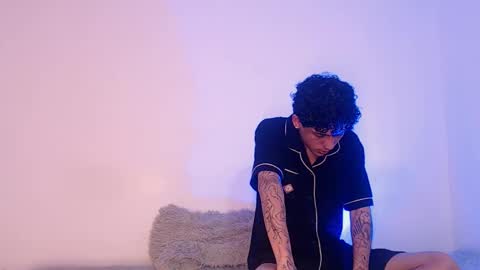 Snapshot of creampie_couple1 chatting on 10.08.25 CAMILA Y SEBASTIAN online show from 10.08.25