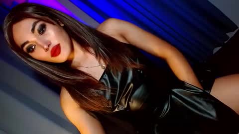 Snapshot of creamycum_celinexxx chatting on 12.26.24 Celine online show from 12.26.24