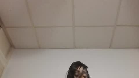 Snapshot of creamyexotica chatting on 09.22.25 CreamyExotica online show from 09.22.25