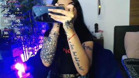 Sophie online show from 04.04.26