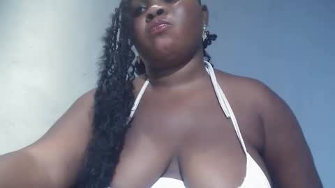 creamyposh1 online show from 10.31.25