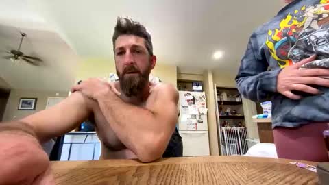 Creeksidecouple online show from 04.05.26