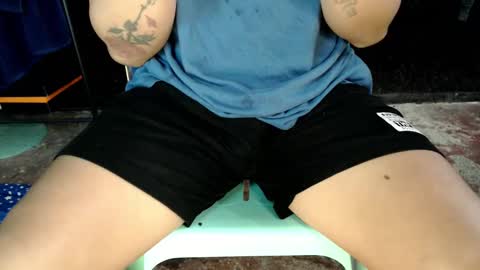 Snapshot of creepylove1 chatting on 02.11.25 Jay online show from 02.11.25