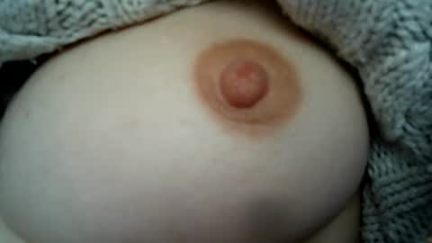 Snapshot of cremina chatting on 10.16.25 cremina online show from 10.16.25