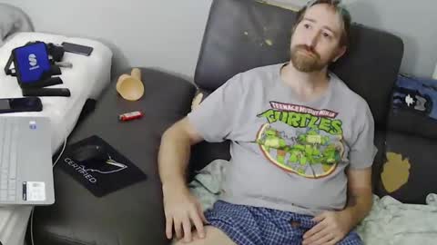 Tokey Smurf hanging out never done this before online show from 09.28.25