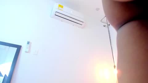 cris_dulce online show from 10.12.25