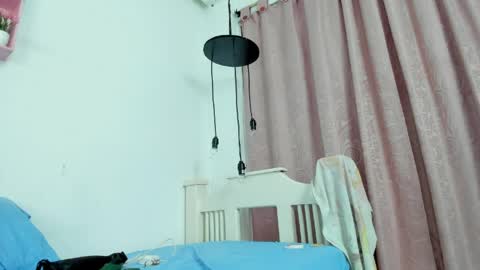 cris_dulce online show from 04.19.26