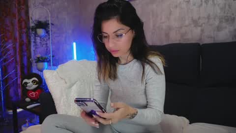 crissy_love online show from 02.17.25