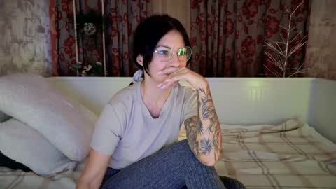 crissy_love online show from 09.17.25