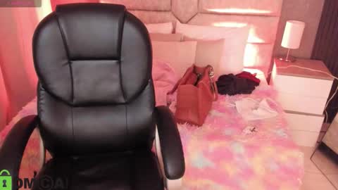 cristal__adams online show from 02.20.26