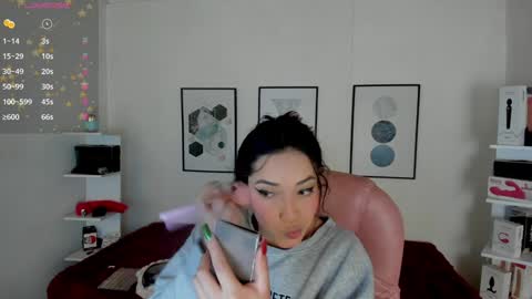 Cristal online show from 12.16.24