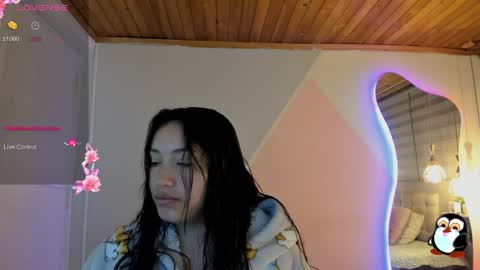 Snapshot of cristal__hot_1 chatting on 05.16.26 Cristal online show from 05.16.26