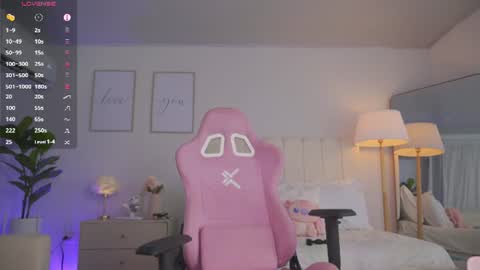 Snapshot of cristal_bunny chatting on 07.02.26 Cristal online show from 07.02.26