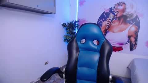 Milena online show from 01.11.25