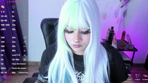 Cris online show from 02.26.25