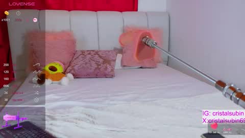 Snapshot of cristal_subin69 chatting on 10.07.25 STEFANYIG cristalsubin online show from 10.07.25