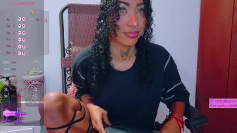 Snapshot of cristal_subin69 chatting on 10.20.25 STEFANYIG cristalsubin online show from 10.20.25