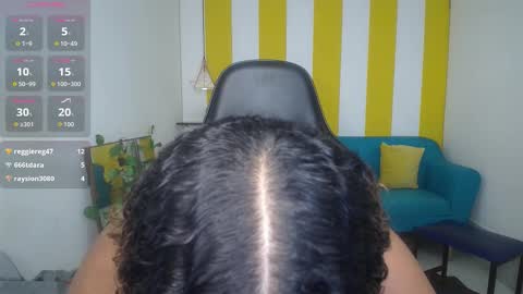 Snapshot of cristal_war chatting on 11.14.25 Cristal online show from 11.14.25